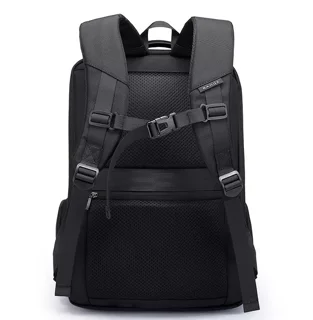 نمای پشت کوله پشتی مسافرتی اورجینال Bange مدل BG-2603 مشکی