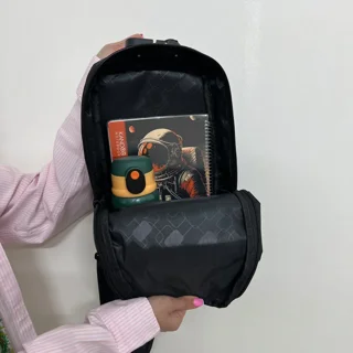 محفظه جادار کوله تک بند قفل دار مردانه مشکی کد BPS7795