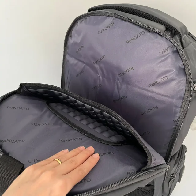 ضربه گیر لپ تاپ ۱۵.۶ اینچ کوله پشتی خاکستری Roncato کد BP8001