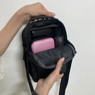 فضای جادار کیف دوشی مردانه اسپرت BG رنگ مشکی | کد BG6002