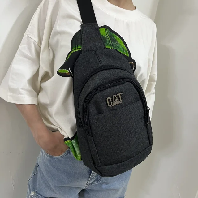 کیف کراس بادی برزنتی cat رنگ خاکستری تیره